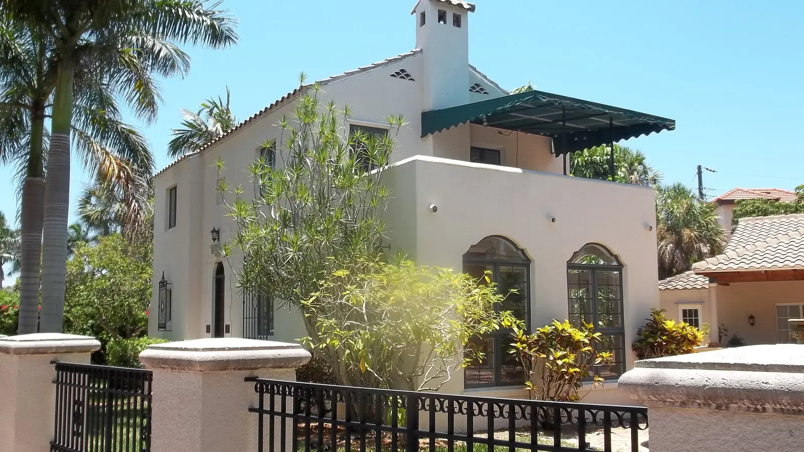 Lawn leveling in Sarasota, FL